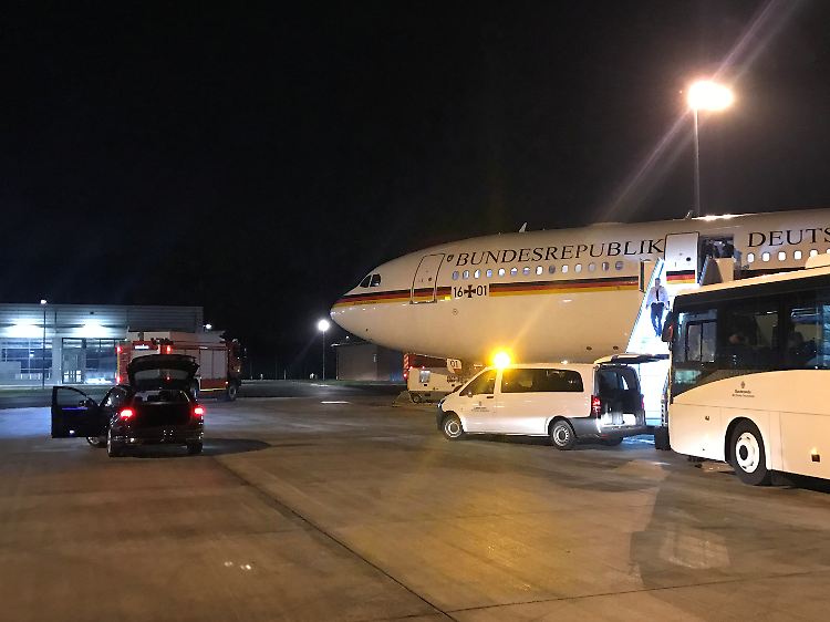 Das Regierungsflugzeug "Konrad Adenauer" hatte einen technischen Defekt und musste deswegen außerplanmäßig landen.