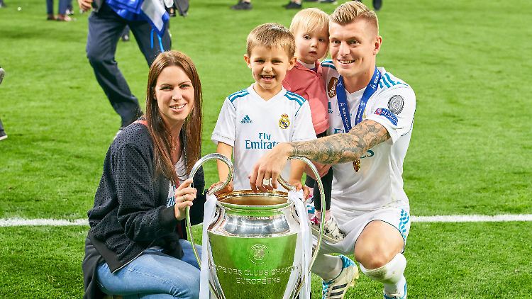 2019 ist Familie Kroos dann zu fünft.
