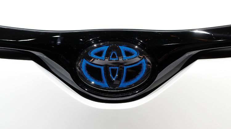 Toyota setzt stärker als andere Hersteller auf Hybrid-Antriebe, die von Diesel-Fahrverboten nicht betroffen wären.