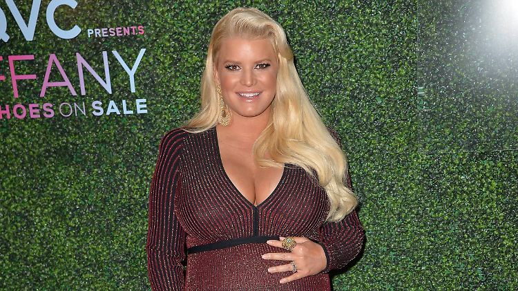 Countrysängerin Jessica Simpson erwartet gerade ihr drittes Kind.