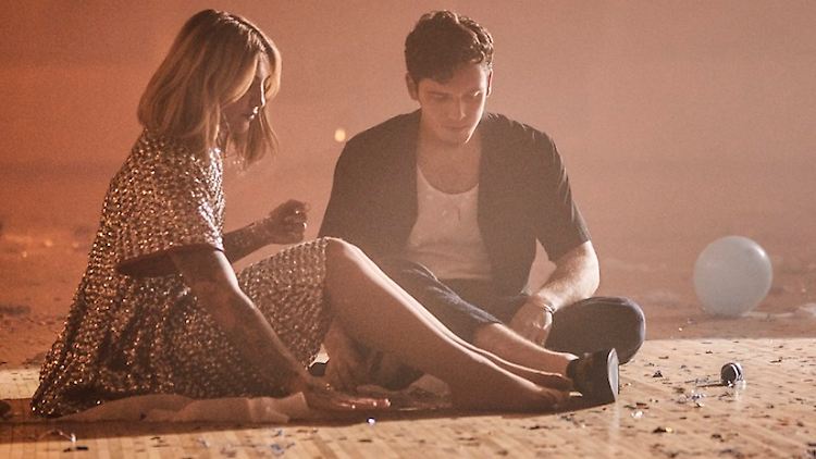 Liebe am Arbeitsplatz: Lauv und Julia Michaels.