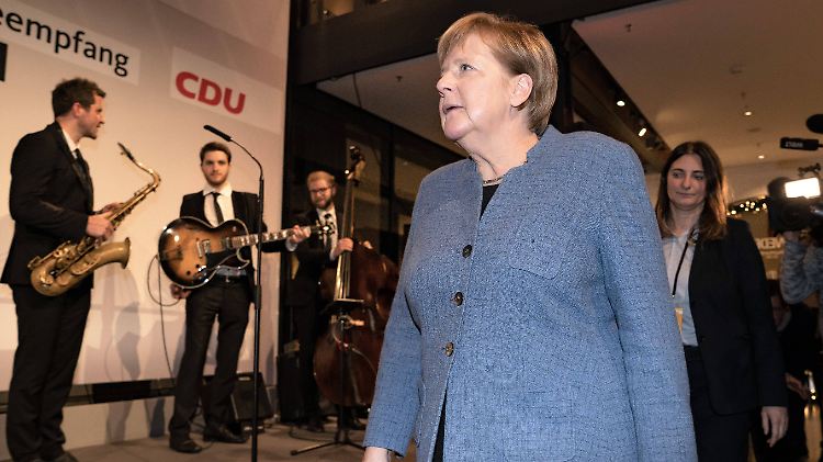 Angela Merkel zeigte sich beim Presseempfang am Donnerstagabend - wie häufig in der letzten Zeit - sehr entspannt.