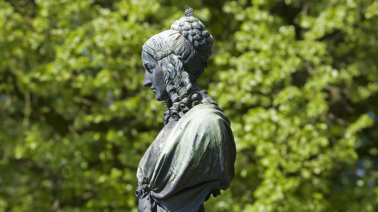 Annette von Droste-Hülshoff (1797-1884) hatte in ihrer Familie den Ruf einer Nervensäge.