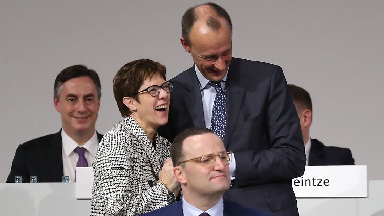 Die drei Kandidaten vereint: Kramp-Karrenbauer, Merz und Spahn.