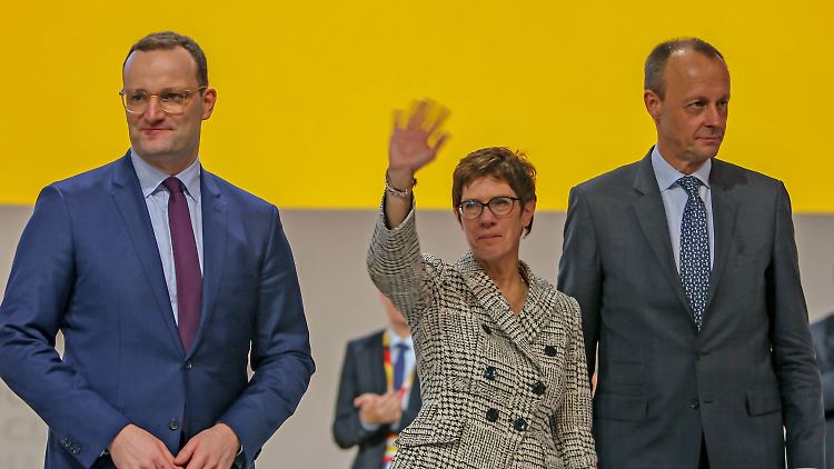 Jens Spahn ist Annegret Kramp-Karrenbauer und Friedrich Merz deutlich unterlegen. Dennoch wird es auf ihn ankommen.