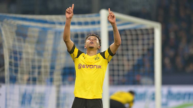 Jadon Sancho widmet sein Tor seiner verstorbenen Großmutter.