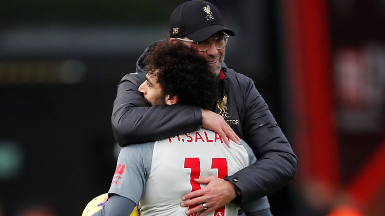 Jürgen Klopp weiß, wem er zu drei Treffern gratulieren muss.