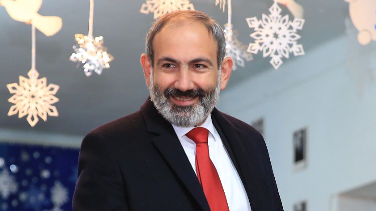 Nikol Paschinjan soll in Armenien demokratische Reformen durchführen.