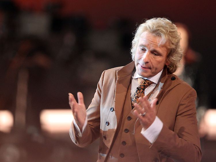 Moderator Thomas Gottschalk erklärte den Zuschauern den Abbruch der Sendung.
