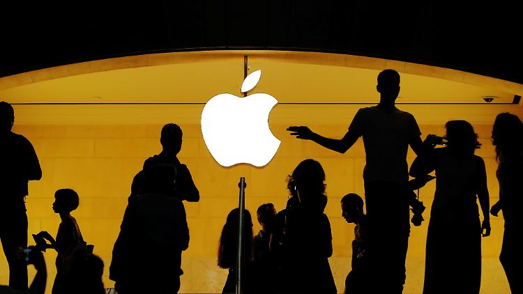 Apple Store.jpg