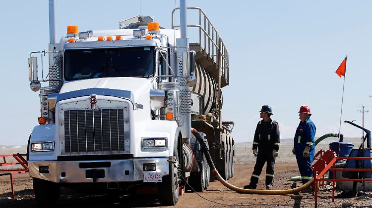 Neue Machtbalance am Rohölmarkt: Der Fracking-Boom in den USA spült ein Überangebot in den Handel.