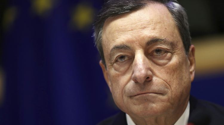 EZB-Chef Mario Draghi kann Aufatmen: Unter seiner Verantwortung blähte die Zentralbank ihre Bilanz durch die Anleihenkäufe in nie gekannten Ausmaßen auf.