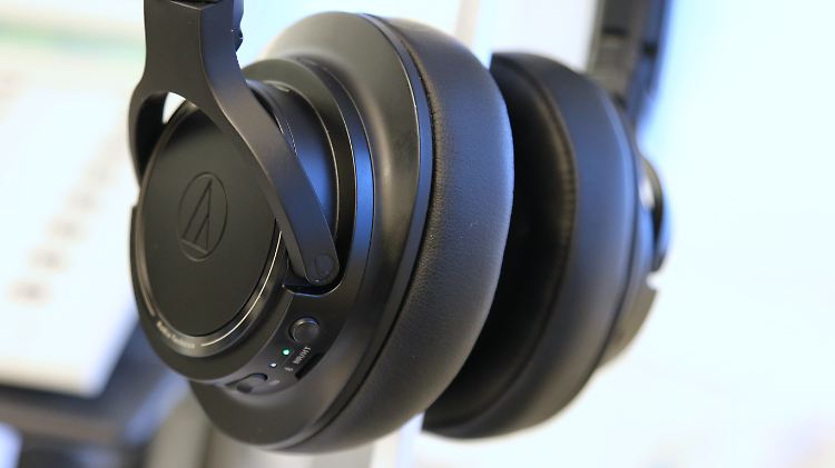 Der Audio-Technica SR50BT ist ein Klang-Profi. 