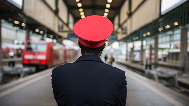 Wenn viele GDL-Mitglieder ihre Überstunden abbauen, könnte es zu streikähnlichen Zuständen kommen.