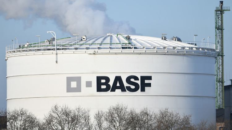 BASF will auch 2019 an der Preisschraube drehen.