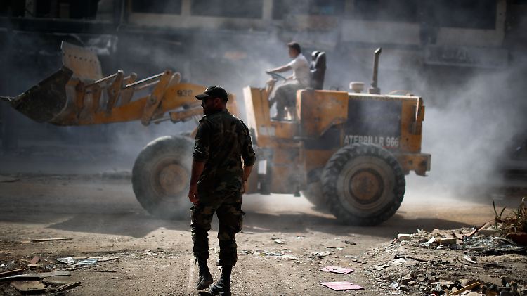 Schuttbeseitigung in Damaskus: Die Zerstörungen des Krieges in Syrien sind immens. Einige Experten gehen von Schäden in Höhe von mehr als einer Billion Dollar aus.