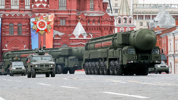 Russische Raketen bei einer Militärparade in Moskau.