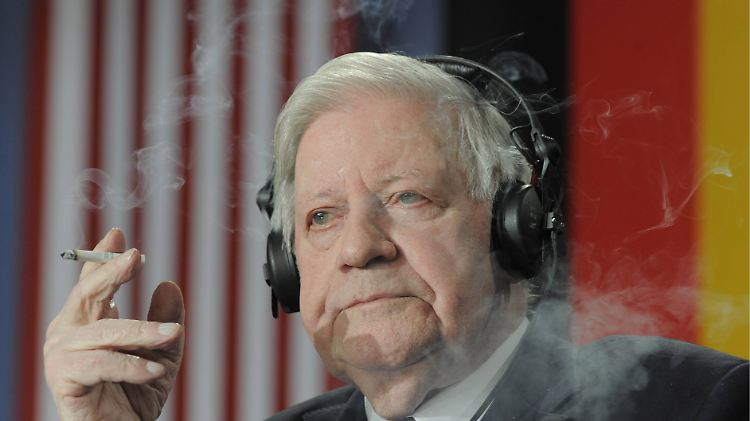 Helmut Schmidt war von 1974 bis 1982 Bundeskanzler.
