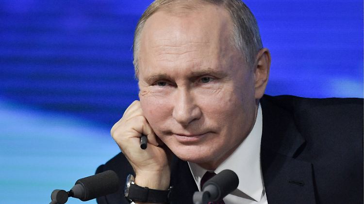 Putin in Moskau: Auch Moses hat 40 Jahre gebraucht, um sein Land durch die Wüste zu führen.