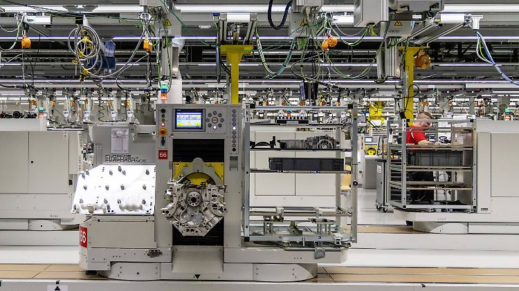 Motorenproduktion bei Porsche.
