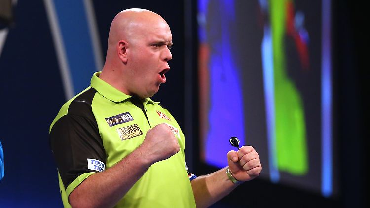 Michael van Gerwen ist der dominante Darts-Spieler der letzten fünf Jahren - und trotzdem schlagbar, glaubt der Deutsche Max Hopp.