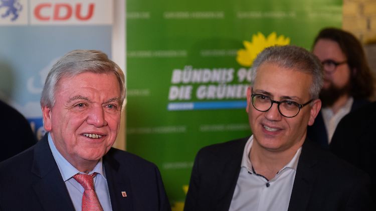 Der Landeschef und sein Stellvertreter: Volker Bouffier (l.) und Tarek Al-Wazir sind die Gesichter der schwarz-grünen Koalition.