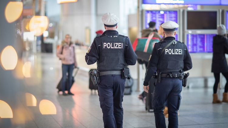 Wie verbreitet rechtsextremes Gedankengut bei der Polizei tatsächlich ist, dazu liegen kaum Zahlen vor.
