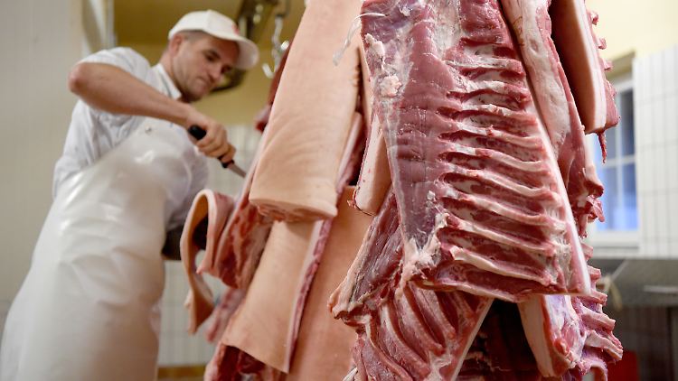 Schweinefleisch soll jetzt ein "Tierwohl-Label" bekommen. Beim Marktanteil ist Bio-Fleisch allerdings ein Nischenprodukt. 