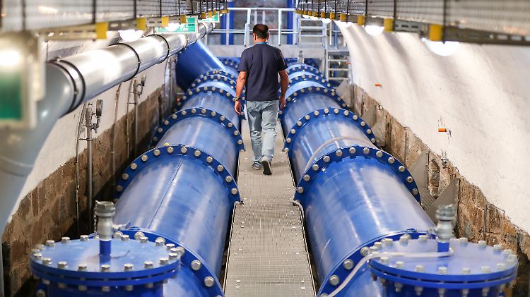 Auch wo die Bevölkerungsdichte abnimmt, muss die Infrastruktur gewartet werden, mahnen die kommunalen Unternehmen.