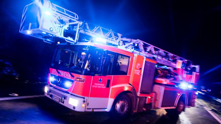 Rund 110 Feuerwehrleute waren im Einsatz, um den Brand zu löschen.