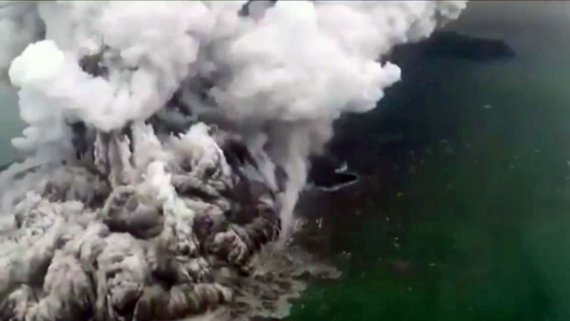 AnakKrakatau.jpg