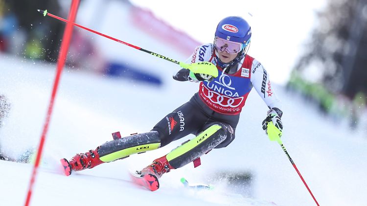 Mikaela Shiffrin ist einfach unglaublich - mit ihren 23 Jahren knackt sie am Semmering die nächsten drei Rekorde.