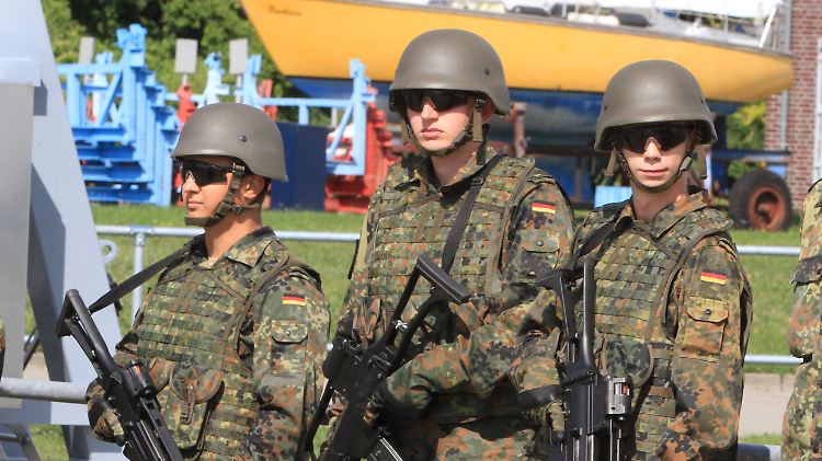 Für die Rekrutierung sei eine "zielgruppengerechte Werbung" notwendig, so die Bundeswehr.