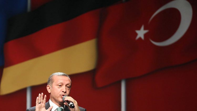 Nach Angaben des Auswärtigen Amtes sitzen derzeit 49 deutsche Staatsbürger in türkischen Gefängnissen.