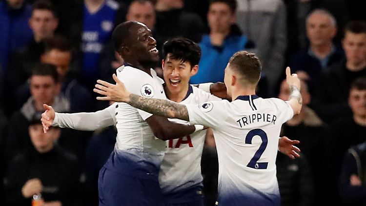 Die Spieler der Tottenham Hotspur freuen sich über ihren Erfolg.