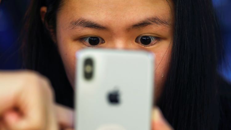 In China werden iPhones immer mehr zum Ladenhüter. In den ersten neun Monaten 2018 standen sie nur noch für 7,8 Prozent aller Smartphone-Verkäufe.