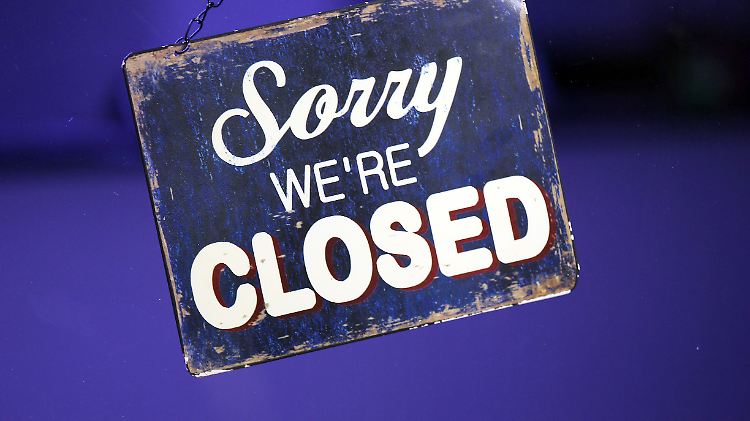 Ein derzeit wegen des Shutdowns in den USA an Behördentüren sehr häufig vorzufindendes Schild.