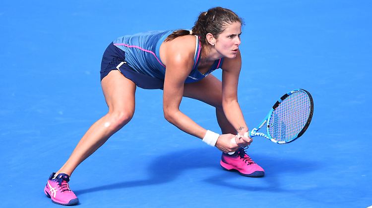 Julia Görges kämpft sich in Auckland durch.
