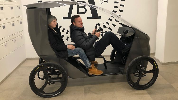 Das E-Bike wird dem Auto zunehmend ähnlicher. CityQ heißt ein Velomobil aus Norwegen, das 2019 durchstarten soll.