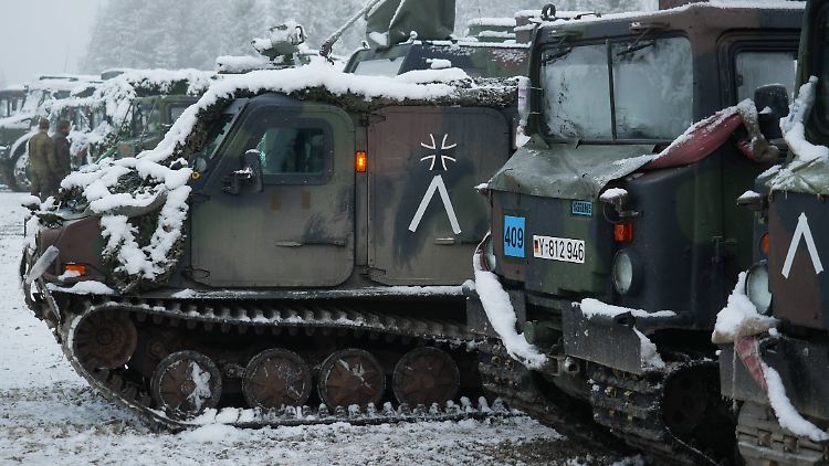 Damit die Bundeswehr bei der schnellen Eingreiftruppe der Nato führend einwirken kann, wird das nötige Material zwischen den Brigaden verschoben.