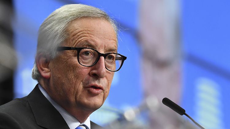Juncker sprach sich im Fall einer Wirtschaftskrise für eine Unterstützung der nationalen Arbeitslosenversicherungssysteme aus Europa aus.