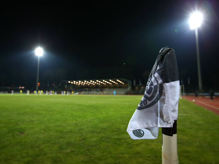 Ins Lohrheidestadion kommen durchschnittlich nur 766 Zuschauer zu Heimspielen der SG Wattenscheid.