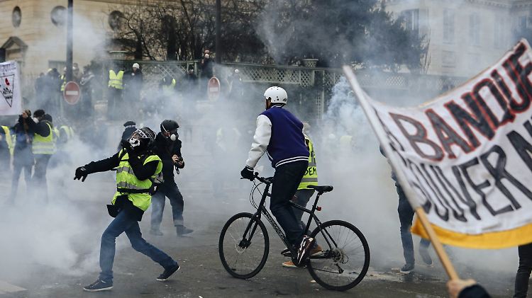 Am Wochenende eskalierten die "Gelbwesten"-Proteste erneut.