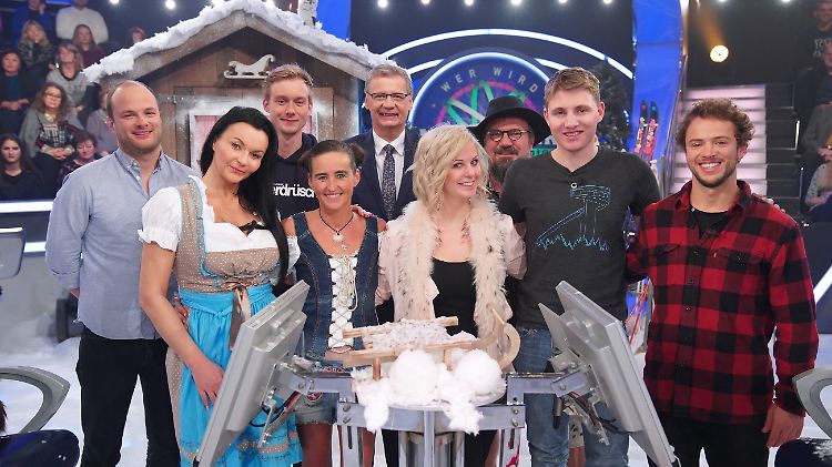 WWM-Hüttengaudi: v.l.: Kristian Schneider, Maida Ntinos, Martin Reuscher, Katja Gericke, Moderator Günther Jauch, Virginia Larcher, Michael von der Ley, Michael Köhler, Michael Dammert