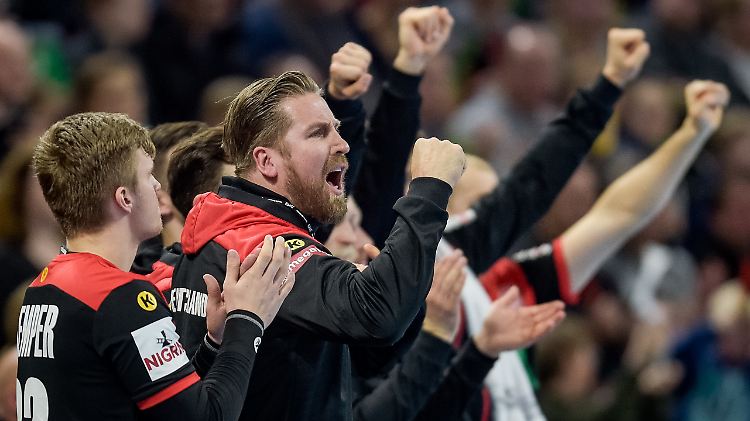 Mittendrin: Oliver Roggisch beim Testspielsieg gegen Argentinien.