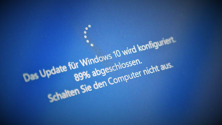 Lästige Angelegenheit: Die Freude über Windows-10-Updates hält sich bei vielen Nutzern in Grenzen.