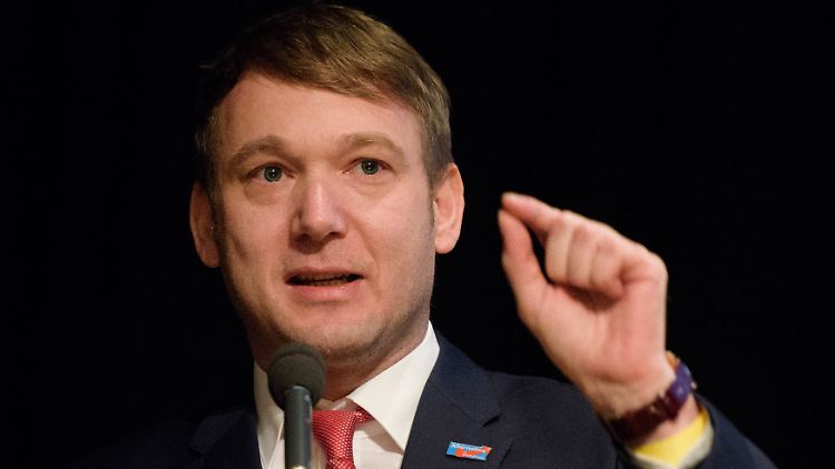 André Poggenburg könnte sich bald von der AfD abwenden und eine eigene Gruppierung gründen.