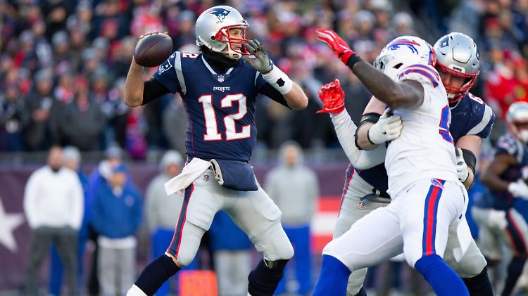 Weiter im Rennen: Dauer-Favorit New England Patriots mit Star-Quarterback Tom Brady.