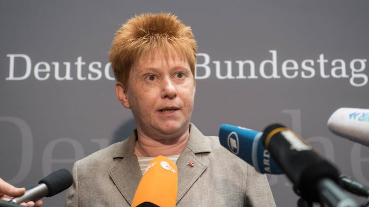 Petra Pau ist seit 2006 Bundestagsvizepräsidentin.