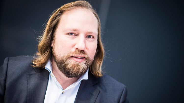 17,6 Prozent holten die Grünen bei der Landtagswahl in Bayern. Fraktionschef Hofreiter glaubt, dass solche Ergebnisse auch im Osten möglich sind.